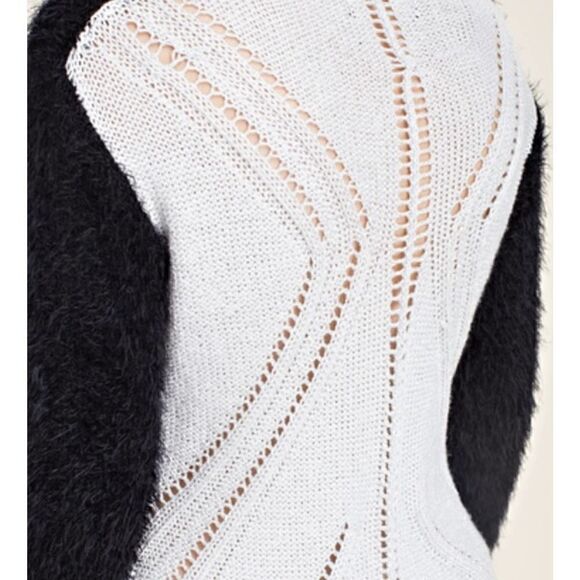 Vocal long sleeve sweater Large NWT - Picture 4 of 4